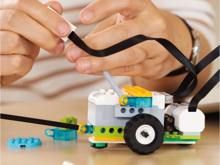 LEGO WeDo 2.0 LEGO Education