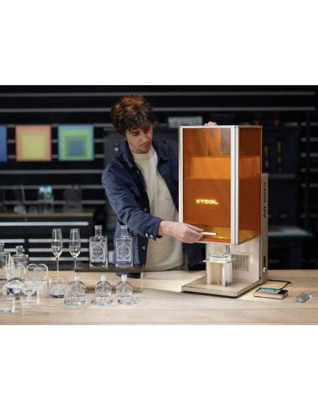 xTool F2 Ultra UV - Grabadora con láser ultravioleta
