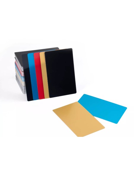 Targetes de visita d'alumini multicolor