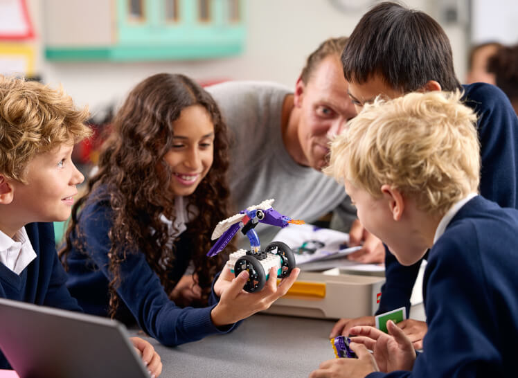Un itinerari d'aprenentatge dissenyat per a cr&eacute;ixer amb ells