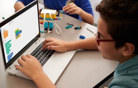 STEAM, Robòtica Educativa i Programació Online