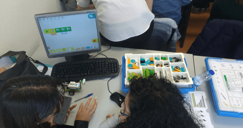 Profesorado con LEGO Education WeDo 2.0